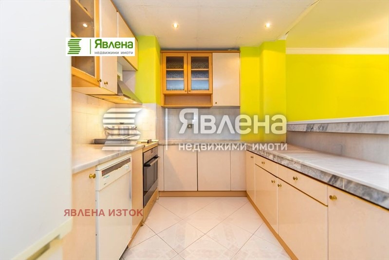 Продаја  2 спаваће собе Софија , Гео Милев , 112 м2 | 58207043 - слика [13]