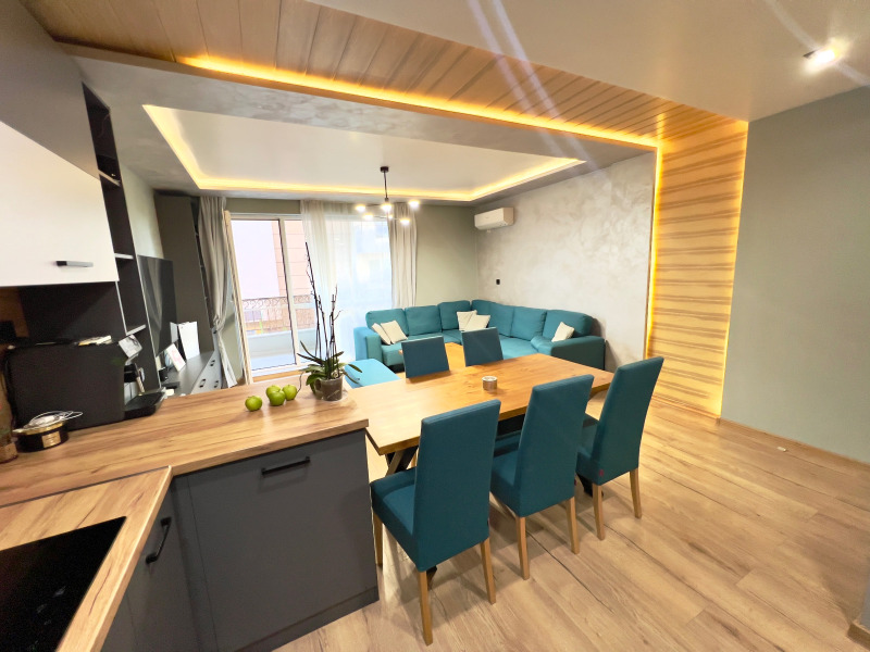 Продава  3-стаен, град Пловдив, Остромила •  186 000 € • ID 50687572 — holmes.bg - [1] 