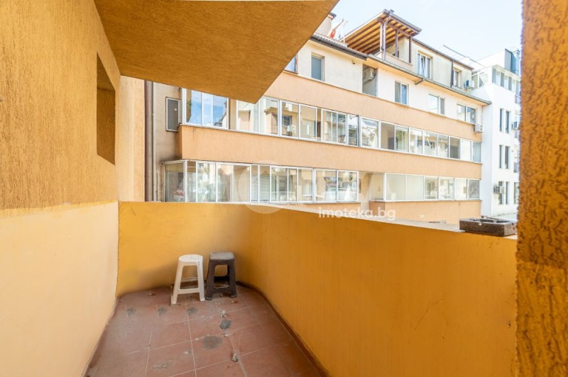 Продава 3-СТАЕН, гр. Варна, Базар Левски, снимка 8 - Апартаменти - 52443268