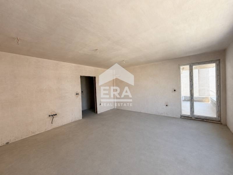Продава 3-СТАЕН, гр. Варна, Левски 1, снимка 2 - Апартаменти - 55055256