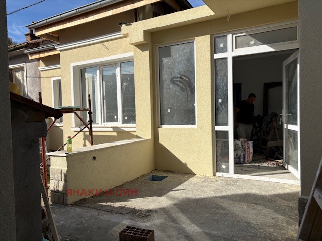 Продава КЪЩА, гр. Стара Загора, Македонски, снимка 2 - Къщи - 54121733