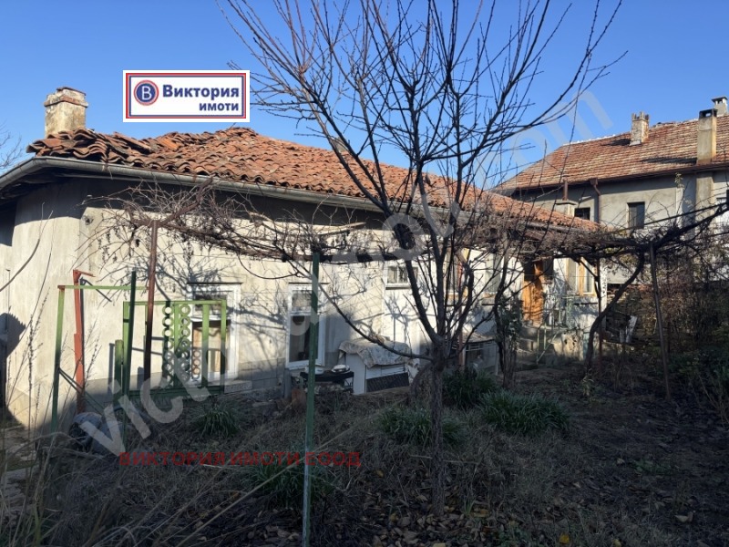 Продава КЪЩА, гр. Дебелец, област Велико Търново