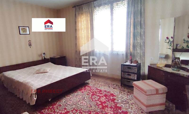 Продава КЪЩА, гр. Сапарева баня, област Кюстендил, снимка 5 - Къщи - 53492162