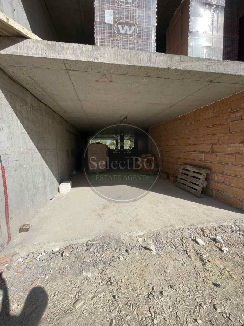 Продава ГАРАЖ, ПАРКОМЯСТО, гр. Велико Търново, Зона Б