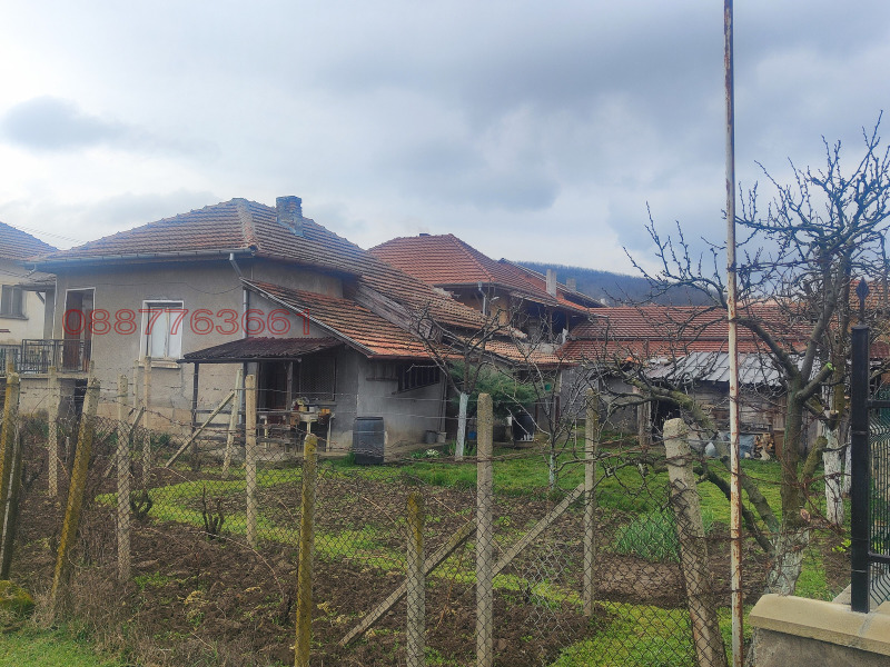 Продава КЪЩА в област Враца, гр. Роман - 75 кв.м / 45 000 € » 88 012.35 лв.