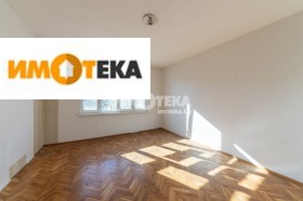 3+ camere da letto Okragna bolnitsa-Generali, Varna 1