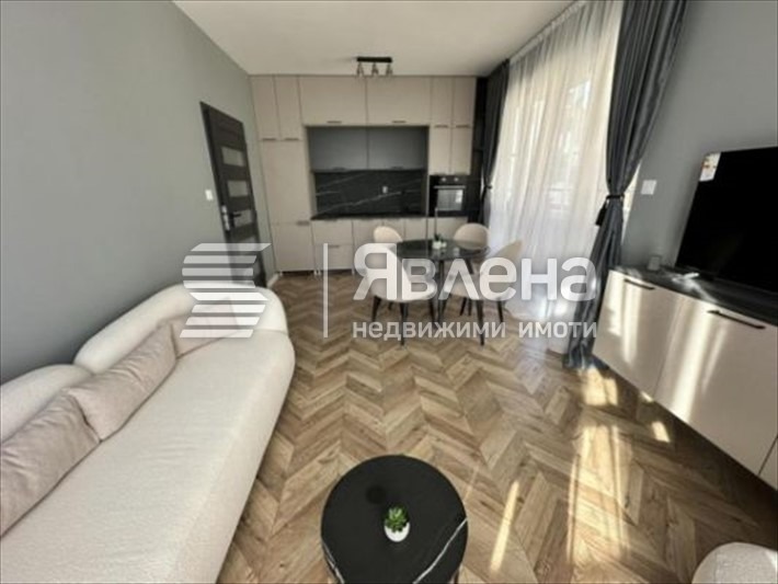 Продава 2-СТАЕН, гр. Пловдив, Остромила, снимка 2 - Апартаменти - 54129927