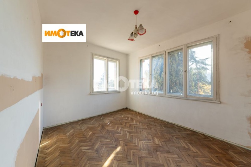 Продава  Многостаен град Варна , Окръжна болница-Генерали , 126 кв.м | 98152445 - изображение [4]