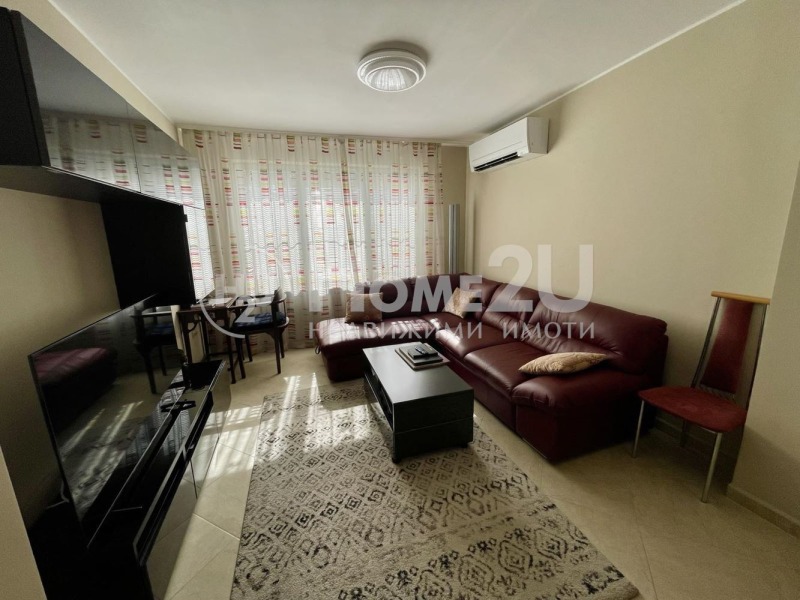 Продава  2-стаен град София , Център , 83 кв.м | 54426764