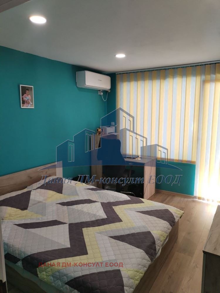 Продава 4-СТАЕН, гр. Шумен, Добруджански, снимка 7 - Апартаменти - 53103518