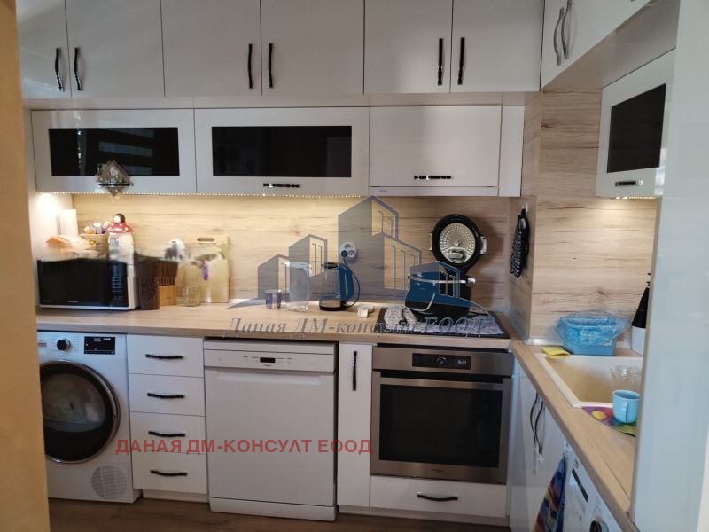 Продава 4-СТАЕН, гр. Шумен, Добруджански, снимка 5 - Апартаменти - 53103518