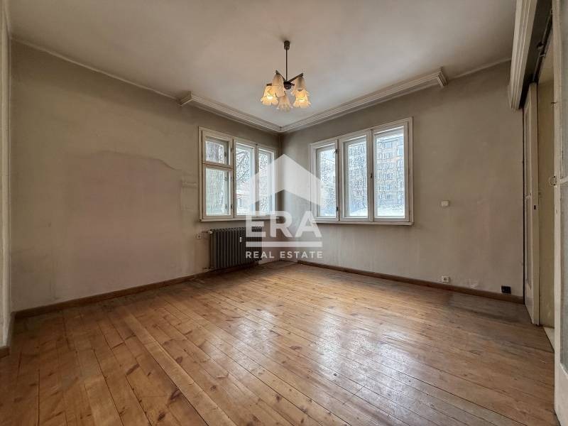 Продава 4-СТАЕН, гр. София, Център, снимка 6 - Апартаменти - 54111097