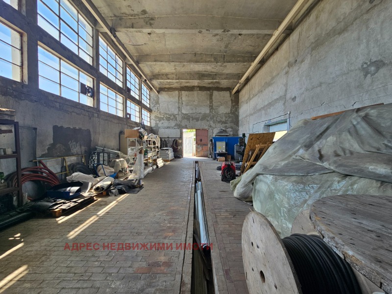 Продава  Пром. помещение, град Стара Загора, Никола Петков •  350 000 EUR • ID 76242255 — holmes.bg - [1] 