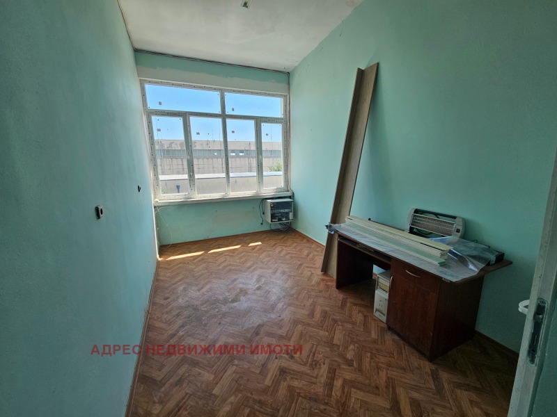 Продава  Пром. помещение град Стара Загора , Никола Петков , 832 кв.м | 56115707 - изображение [4]