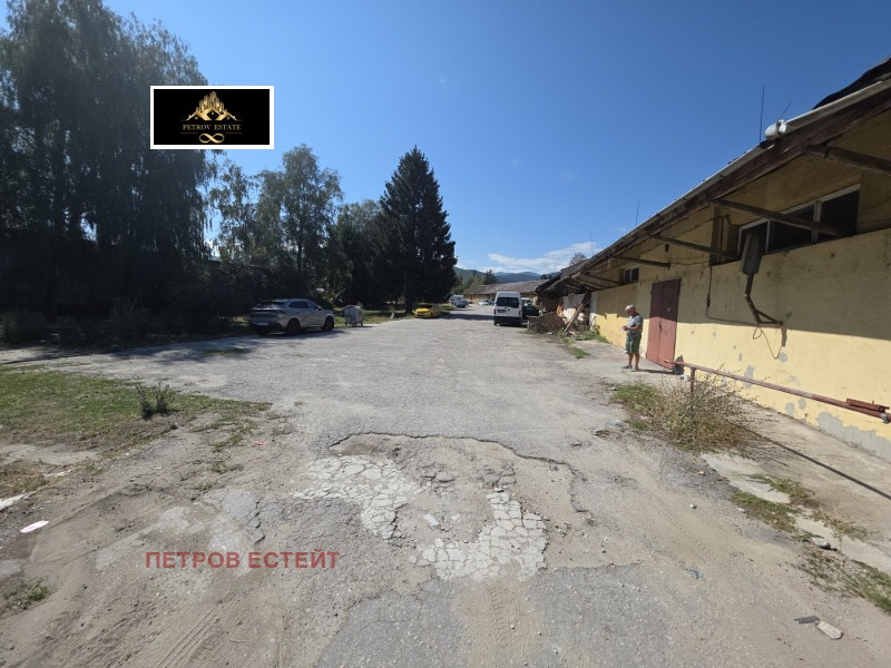 Продава  Пром. помещение област Пазарджик , гр. Велинград , 9000 кв.м | 13410887 - изображение [6]