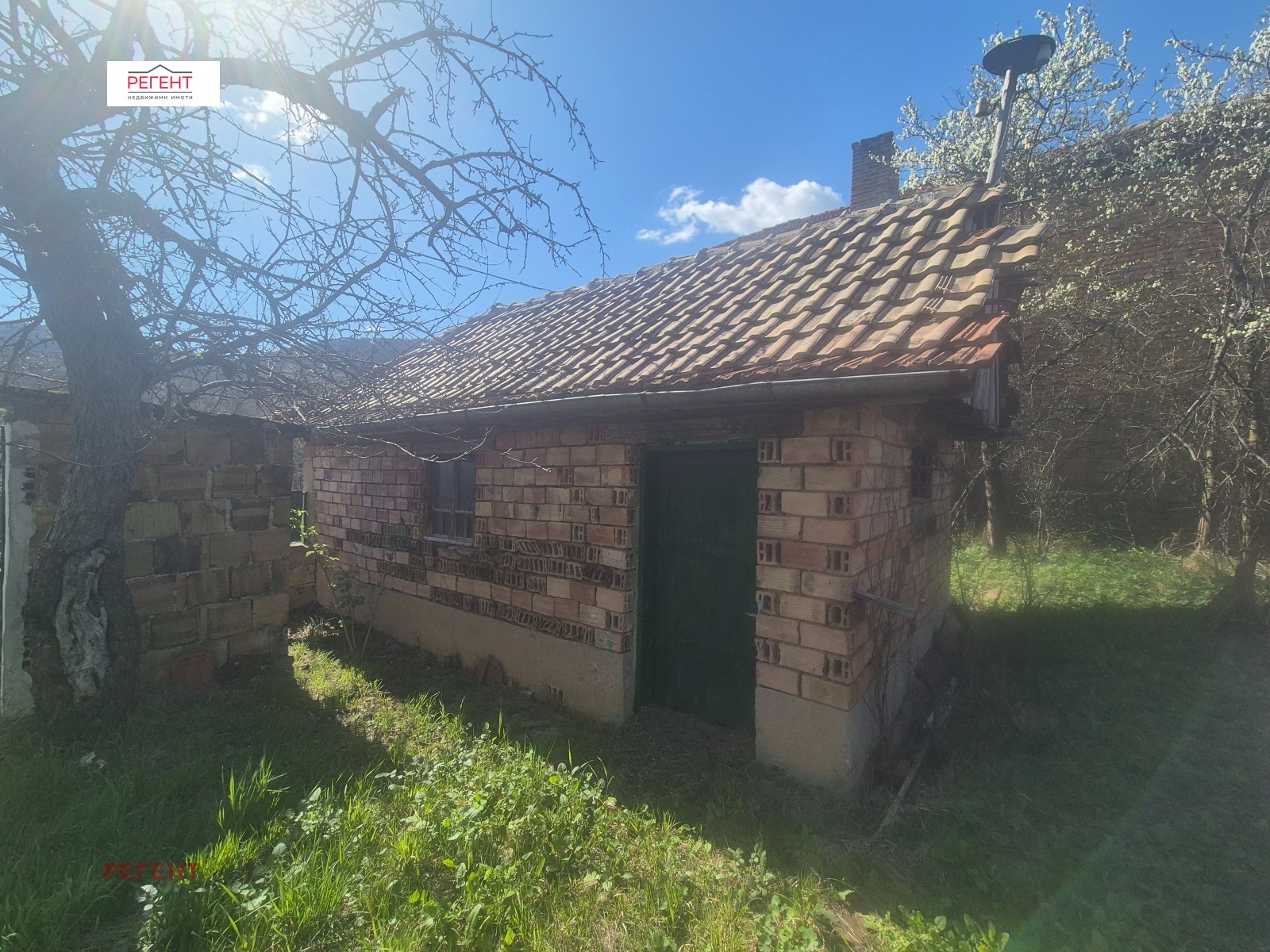 Продава КЪЩА, с. Търхово, област Габрово, снимка 3 - Къщи - 54145152