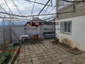Продажба на имоти в с. Веселие, област Бургас - изображение 1 