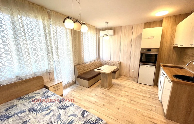 En venta  Estudio Sofia , Malinova dolina , 37 metros cuadrados | 88549348 - imagen [4]