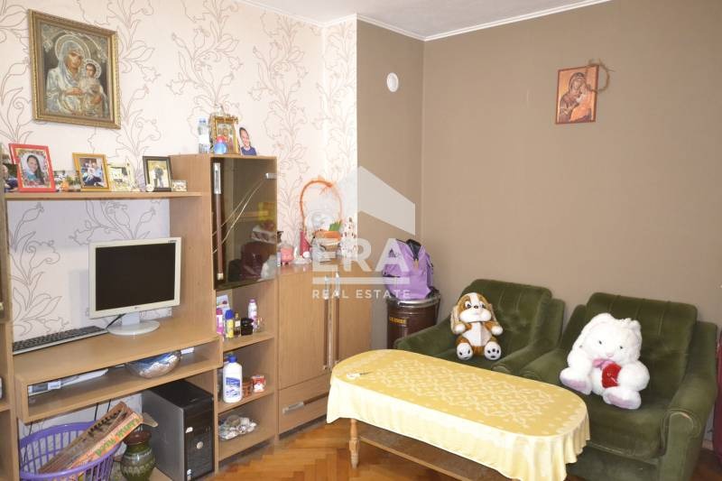 Продава 2-СТАЕН, гр. Хасково, Република, снимка 12 - Aпартаменти - 49225097