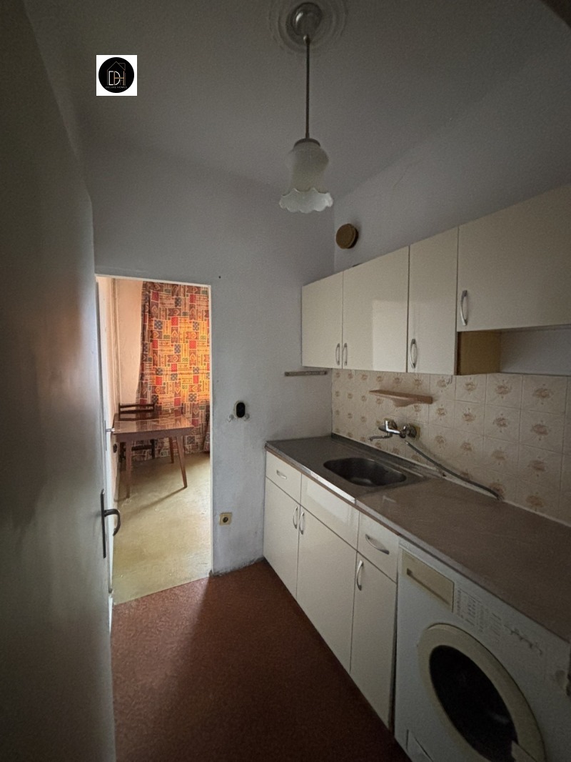 Til salgs  1 soverom Plovdiv , Karsjijaka , 47 kvm | 12477539 - bilde [4]