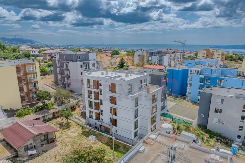 Продава  3-стаен град Варна , Възраждане 3 , 105 кв.м | 65919376 - изображение [13]