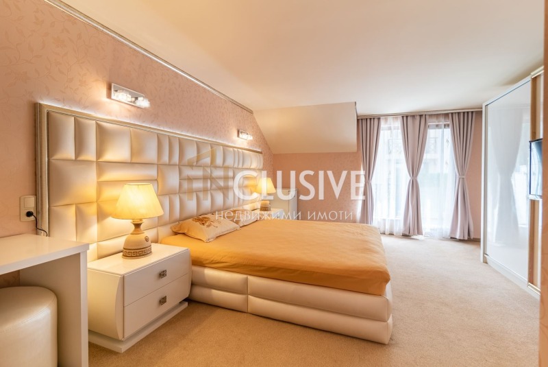 Myytävänä  3+ makuuhuone Varna , k.k. Zlatni pjasatsi , 270 neliömetriä | 79134165 - kuva [11]