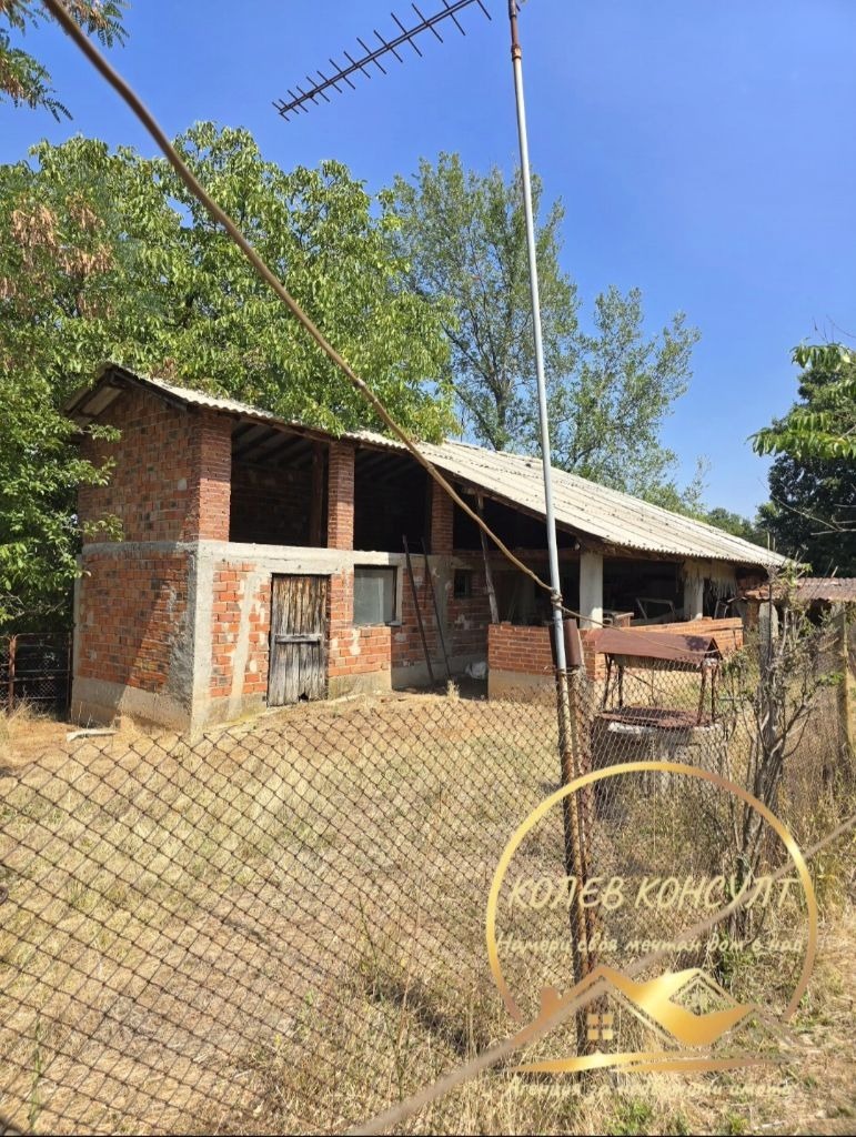 Продава КЪЩА, с. Орешец, област Хасково, снимка 2 - Къщи - 55839859