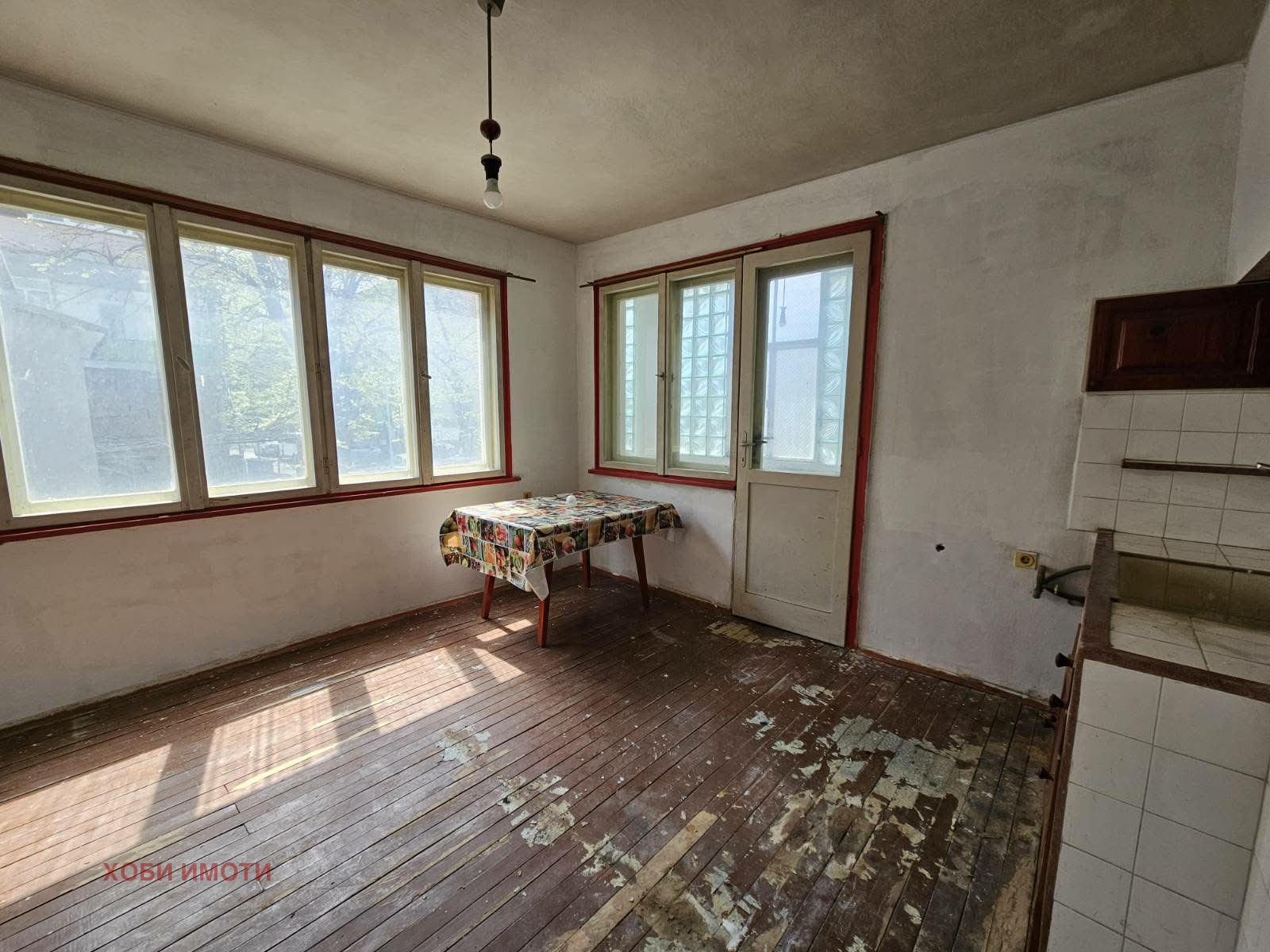 Продава 3-СТАЕН, гр. Пловдив, Христо Смирненски