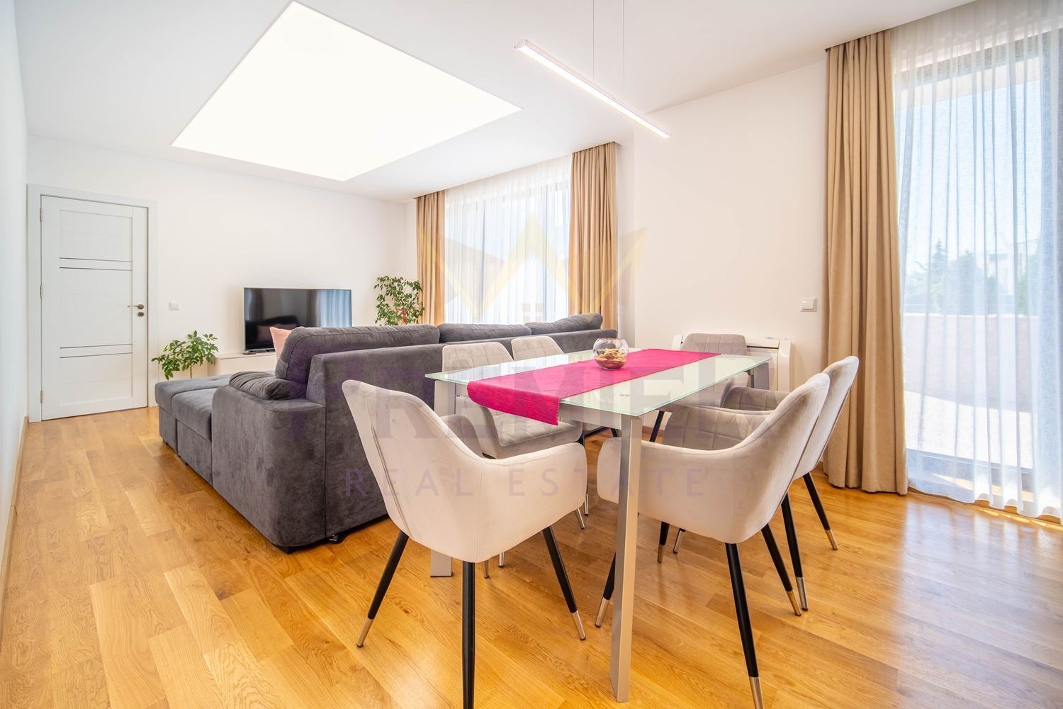 Продава 4-СТАЕН, гр. Варна, Бриз, снимка 6 - Апартаменти - 54834394
