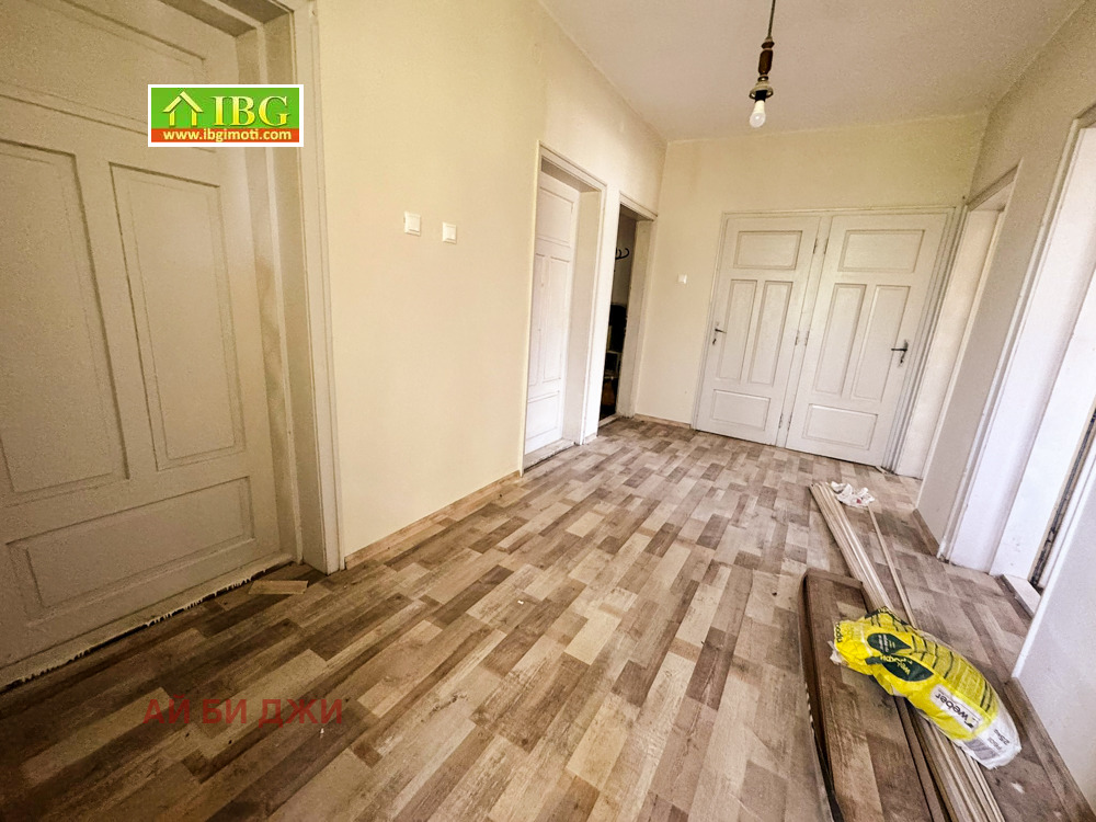 Продава КЪЩА, с. Баниска, област Русе, снимка 7 - Къщи - 54792645