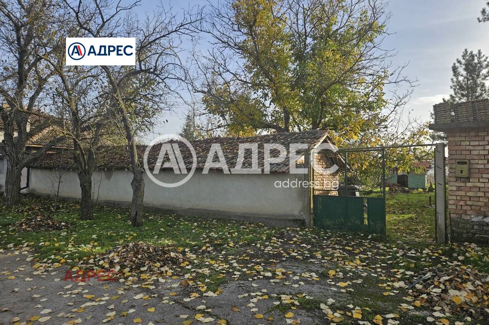 Продава КЪЩА, с. Царевци, област Варна, снимка 3 - Къщи - 54971872