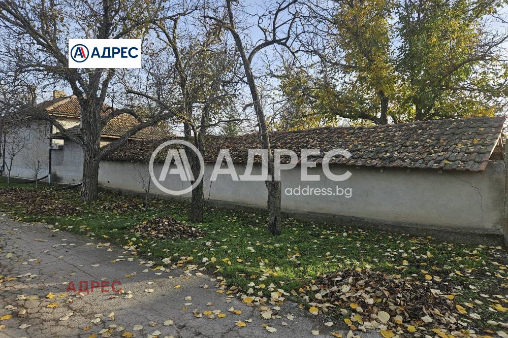 Продава КЪЩА, с. Царевци, област Варна, снимка 5 - Къщи - 54971872