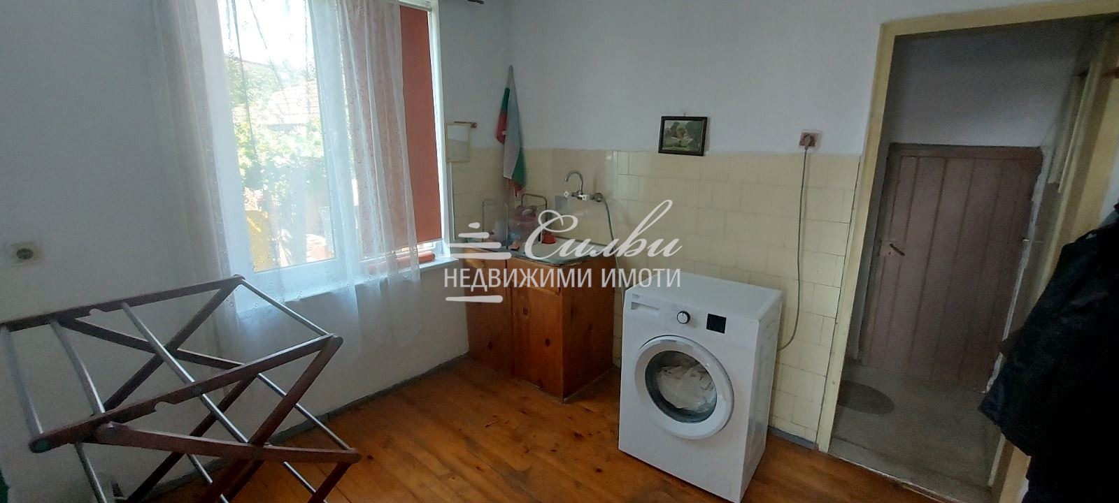 Продава КЪЩА, гр. Шумен, Дивдядово, снимка 3 - Къщи - 55379358