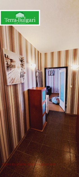 1 chambre Iztok, Pernik 9