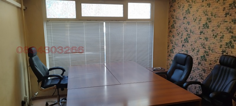 Продава ОФИС, гр. Пазарджик, Идеален център, снимка 4 - Офиси - 53405156