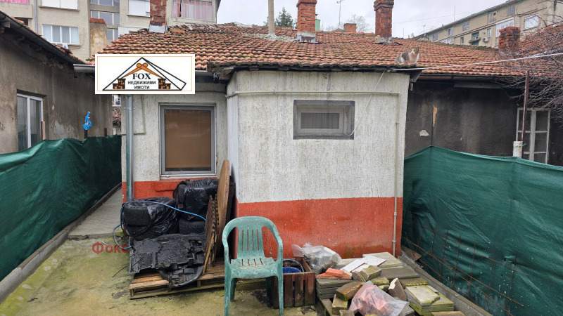 Продава КЪЩА, гр. Русе, Централен южен район, снимка 14 - Къщи - 53487697