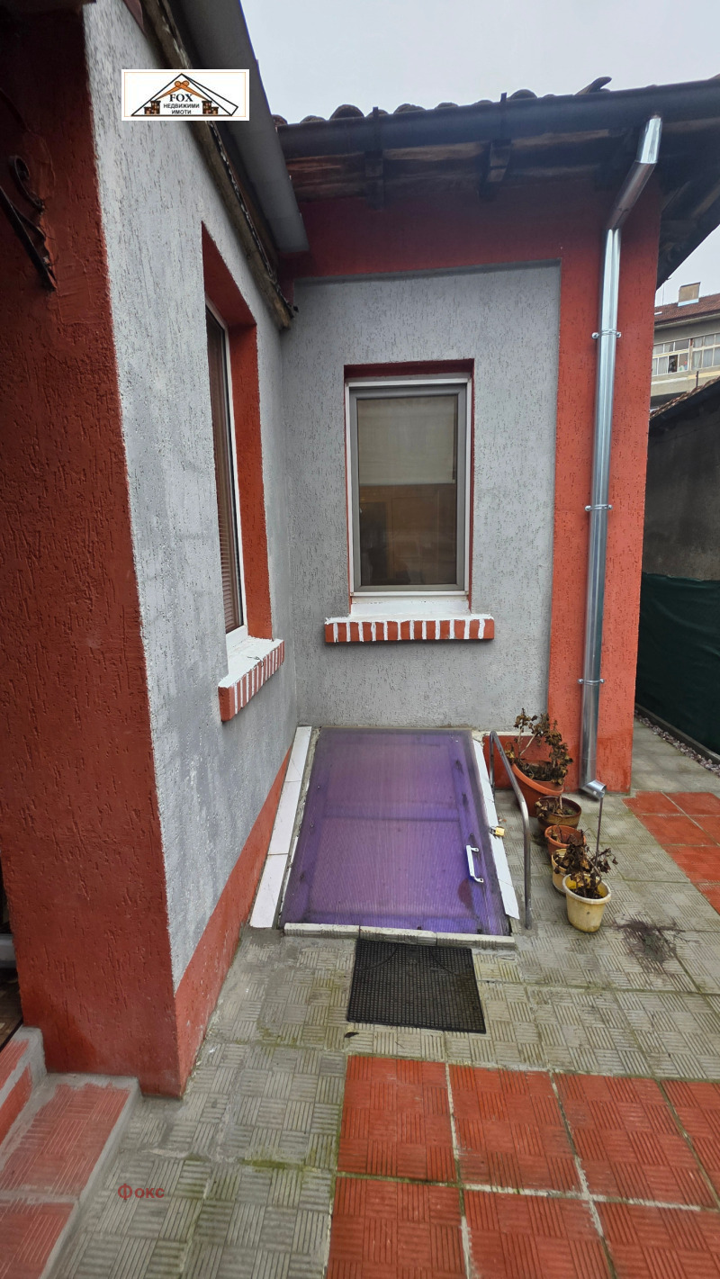 Продава КЪЩА, гр. Русе, Централен южен район, снимка 15 - Къщи - 53487697