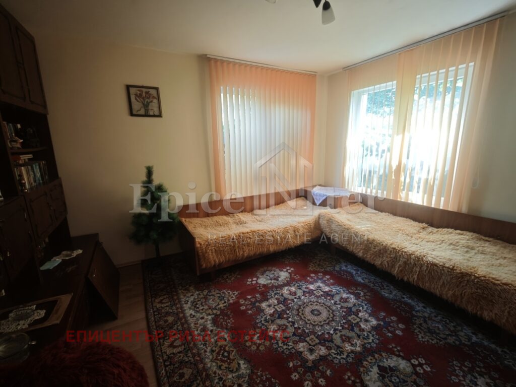 Продава КЪЩА, с. Егълница, област Перник, снимка 11 - Къщи - 55983719