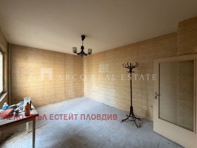 Продава  2-стаен, град Пловдив