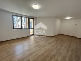 3+ chambres Okrajna bolnitsa-Generali, Varna