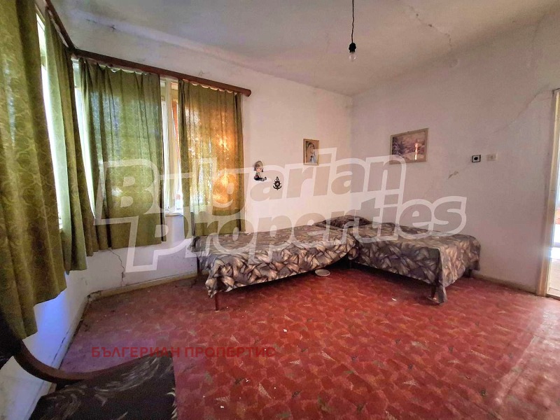 Продава КЪЩА, гр. Елхово, област Ямбол, снимка 11 - Къщи - 52246280