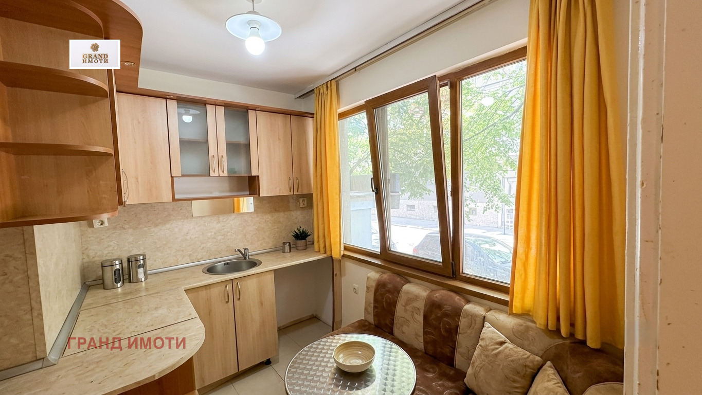 Продава 3-СТАЕН, гр. Русе, Център, снимка 2 - Апартаменти - 55091996
