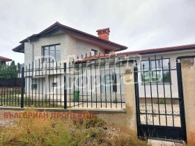 Casa Gurmazovo, regione Sofia