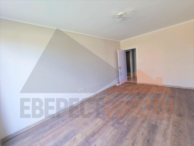 En venta  1 dormitorio Plovdiv , Ostromila , 80 metros cuadrados | 37982150 - imagen [10]