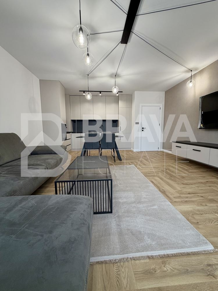 Продава 2-СТАЕН, гр. Пловдив, Остромила