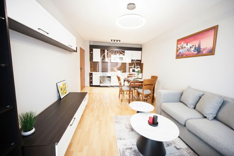 Продава 3-СТАЕН, гр. Варна, к.к. Чайка, снимка 2 - Апартаменти - 53153608