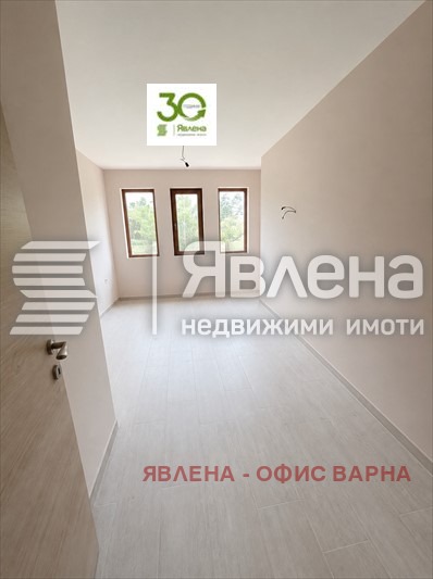 Продава МНОГОСТАЕН, гр. Балчик, област Добрич, снимка 3 - Апартаменти - 55892652