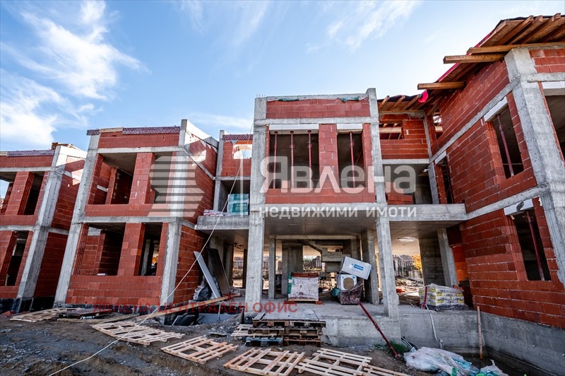 Продава КЪЩА, гр. София, в.з.Малинова долина, снимка 3 - Къщи - 53426290