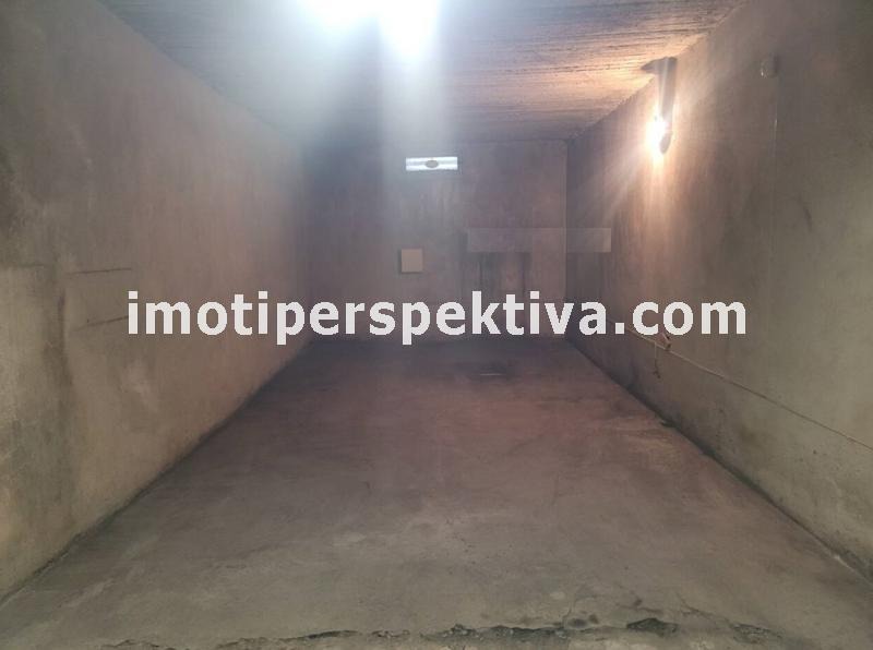 Продава ГАРАЖ, ПАРКОМЯСТО, гр. Пловдив, Христо Смирненски, снимка 2 - Гаражи и паркоместа - 53185031