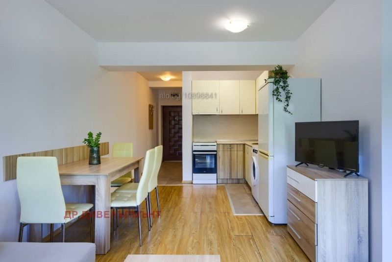 Продава 3-СТАЕН в област Бургас, гр. Свети Влас - 82 кв.м / 109 000 € » 213 185.47 лв., ДР ДИВЕЛЪПМЪНТ